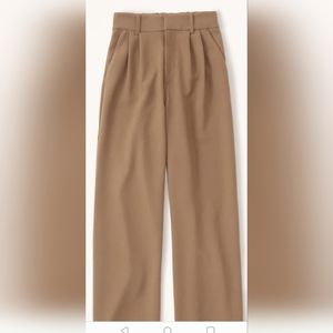 Abercrombie & Fitch Tailored Wide Leg Trouser - Small Short